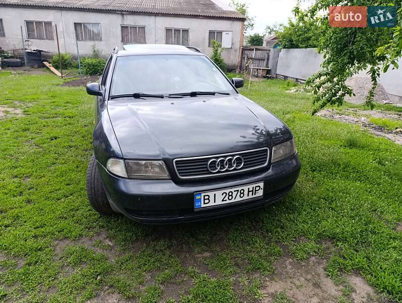 Универсал Audi A4 1997 в 