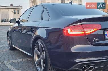 Седан Audi A4 2013 в 