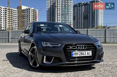 Седан Audi A4 2018 в Одесі