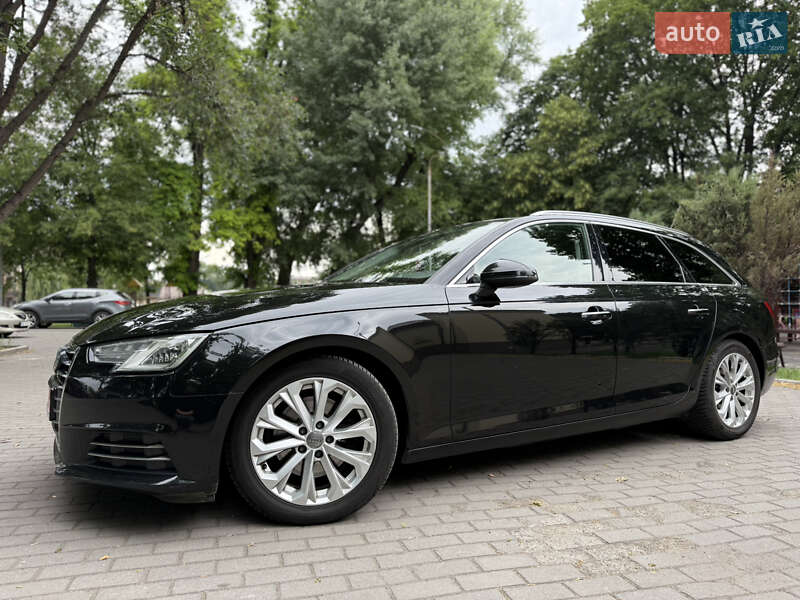 Универсал Audi A4 2016 в Днепре