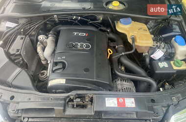 Седан Audi A4 1999 в 