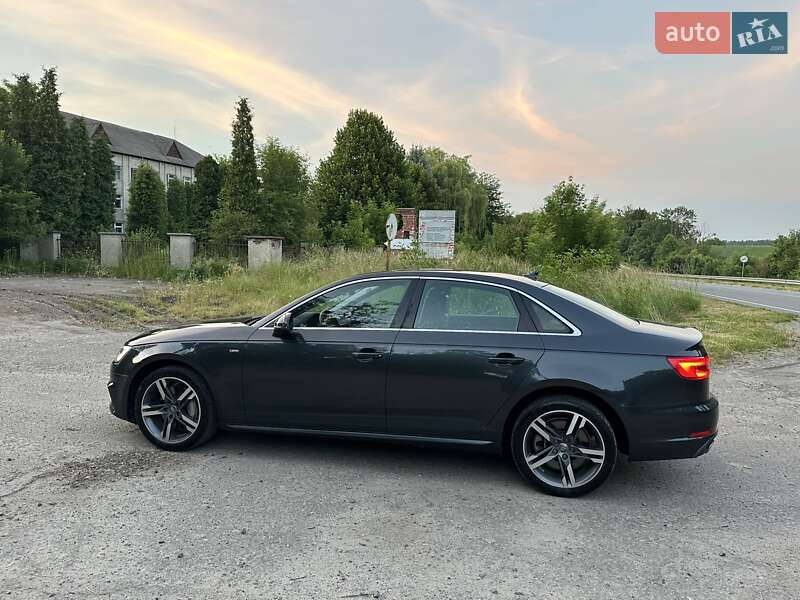 Седан Audi A4 2016 в Львове