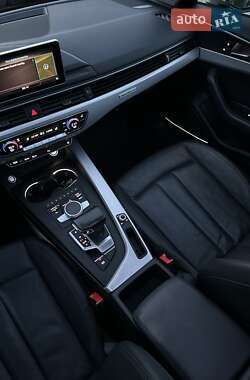 Седан Audi A4 2016 в 