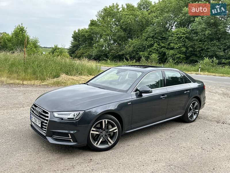 Седан Audi A4 2016 в Львове