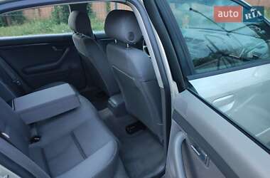 Седан Audi A4 2003 в 