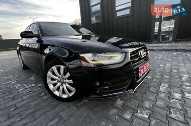 Седан Audi A4 2013 в 