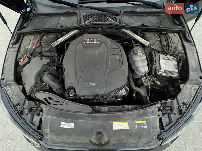 Седан Audi A4 2019 в Хмельницькому