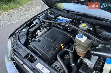 Седан Audi A4 1996 в 