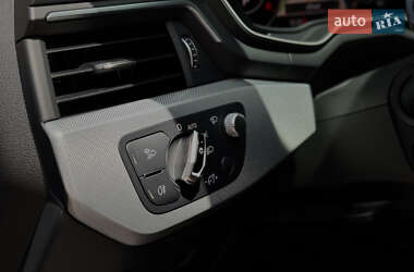 Седан Audi A4 2016 в 
