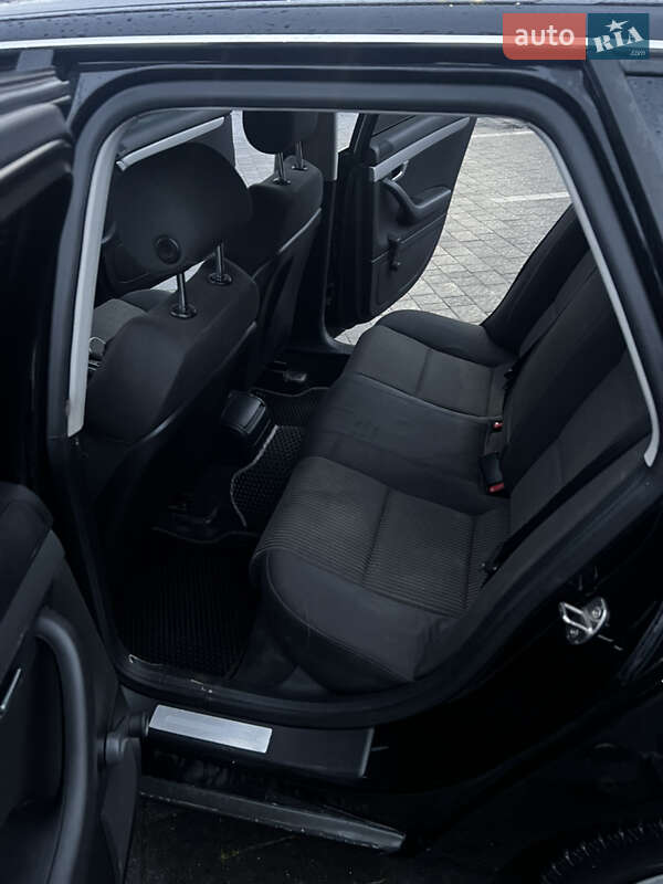 Универсал Audi A4 2006 в Надворной