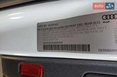Седан Audi A4 2017 в 
