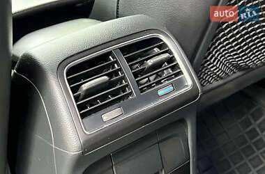 Седан Audi A4 2012 в 