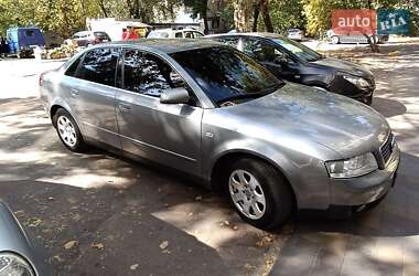 Седан Audi A4 2002 в 