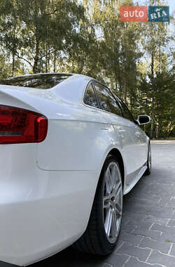 Седан Audi A4 2010 в 