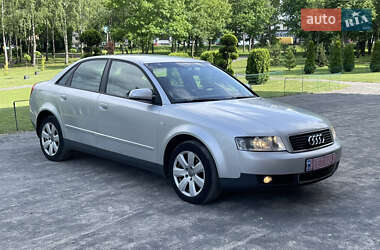 Седан Audi A4 2004 в 
