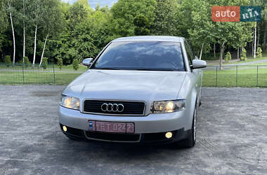 Седан Audi A4 2004 в 