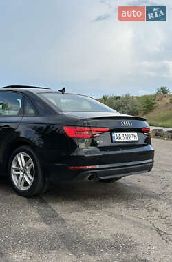 Седан Audi A4 2016 в 
