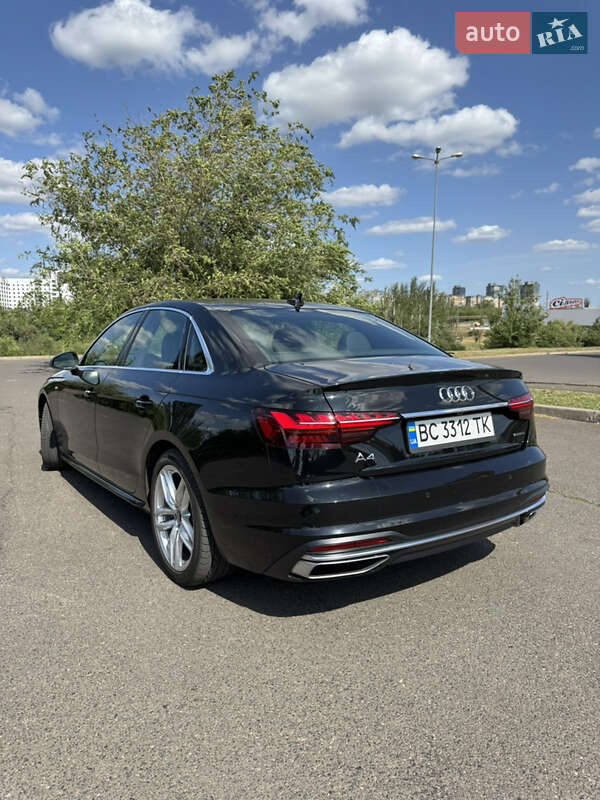 Седан Audi A4 2022 в Кривому Розі