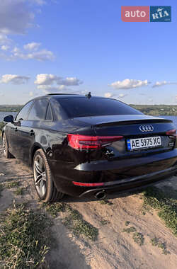 Седан Audi A4 2017 в 
