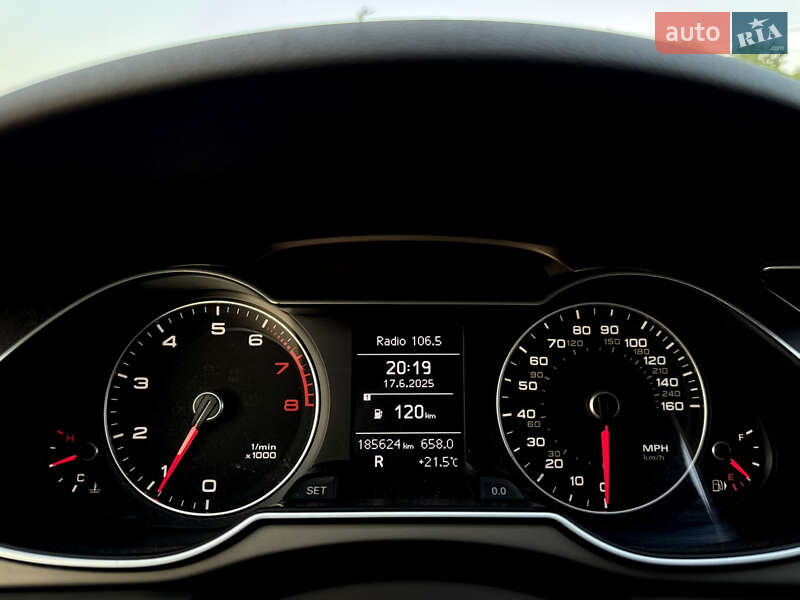 Седан Audi A4 2012 в Киеве