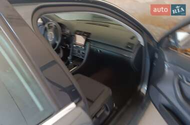 Седан Audi A4 2002 в 