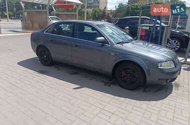 Седан Audi A4 2002 в 