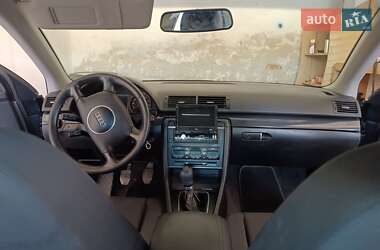 Седан Audi A4 2002 в 