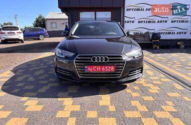 Седан Audi A4 2017 в Львове