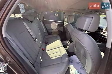 Седан Audi A4 2017 в 