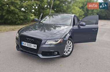 Седан Audi A4 2010 в 
