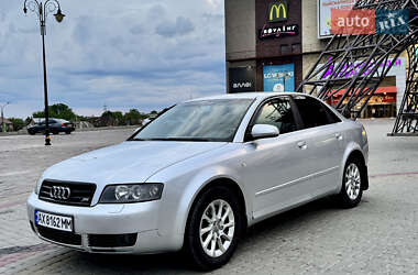 Седан Audi A4 2004 в 