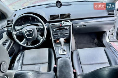 Седан Audi A4 2004 в 