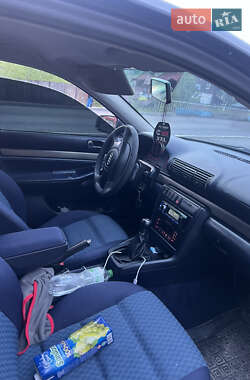 Седан Audi A4 1998 в 