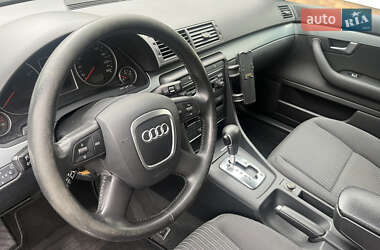 Седан Audi A4 2005 в 