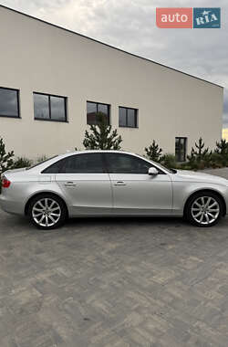 Седан Audi A4 2013 в 