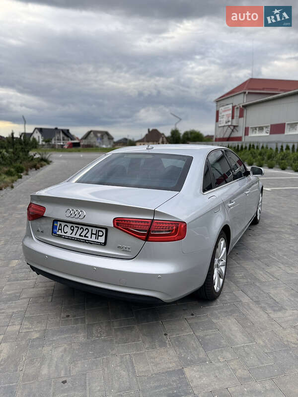 Седан Audi A4 2013 в Луцке