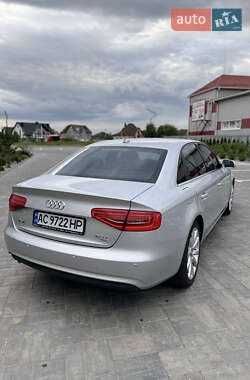 Седан Audi A4 2013 в 