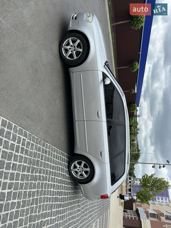 Універсал Audi A4 2005 в Умані
