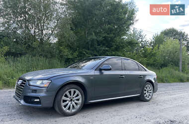 Седан Audi A4 2015 в 