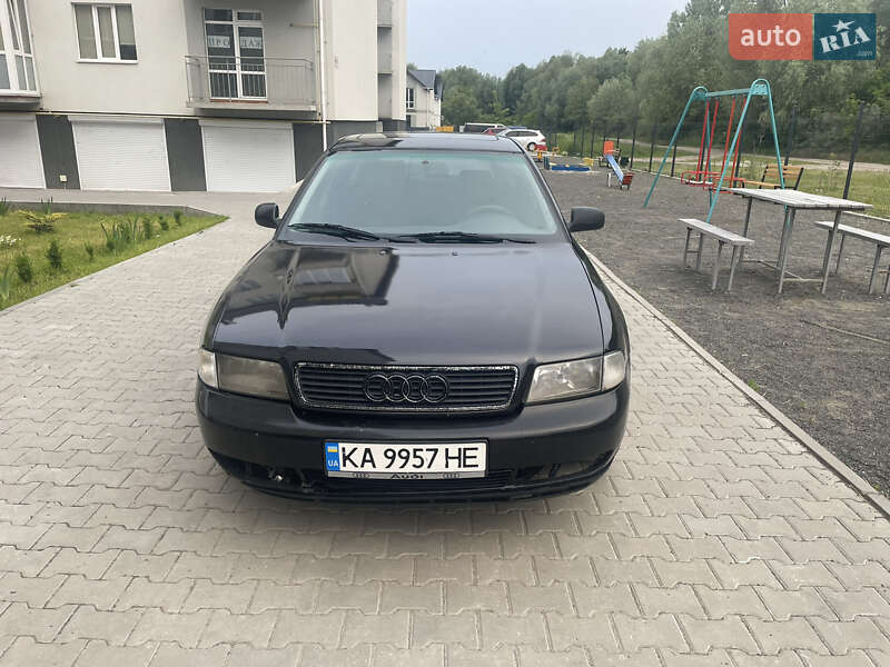 Универсал Audi A4 1998 в Хмельницком