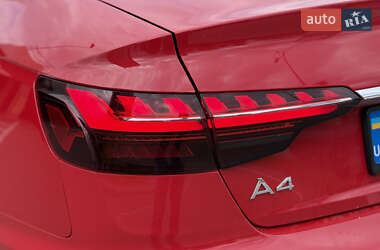 Седан Audi A4 2023 в 