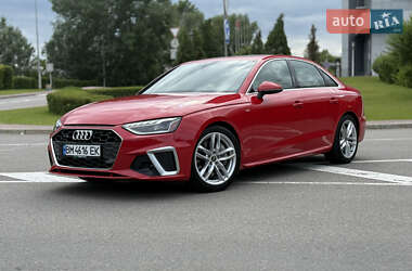 Седан Audi A4 2023 в 