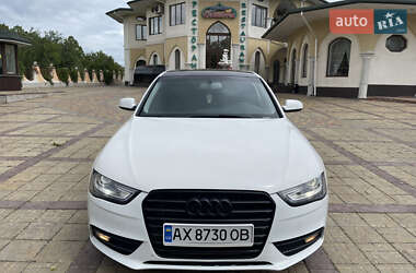 Седан Audi A4 2012 в 