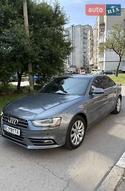 Седан Audi A4 2012 в 