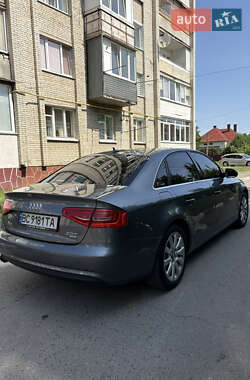 Седан Audi A4 2012 в 
