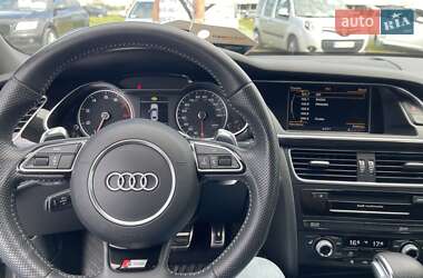 Седан Audi A4 2015 в 