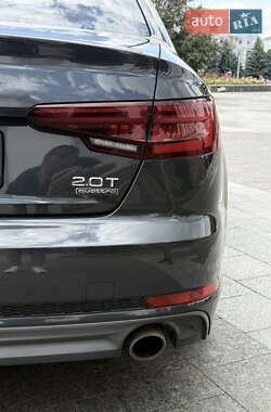 Седан Audi A4 2018 в 