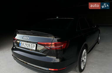 Седан Audi A4 2016 в 