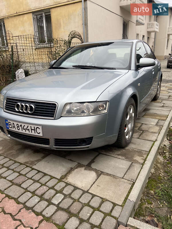 Седан Audi A4 2001 в Львове