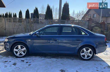 Седан Audi A4 2004 в 